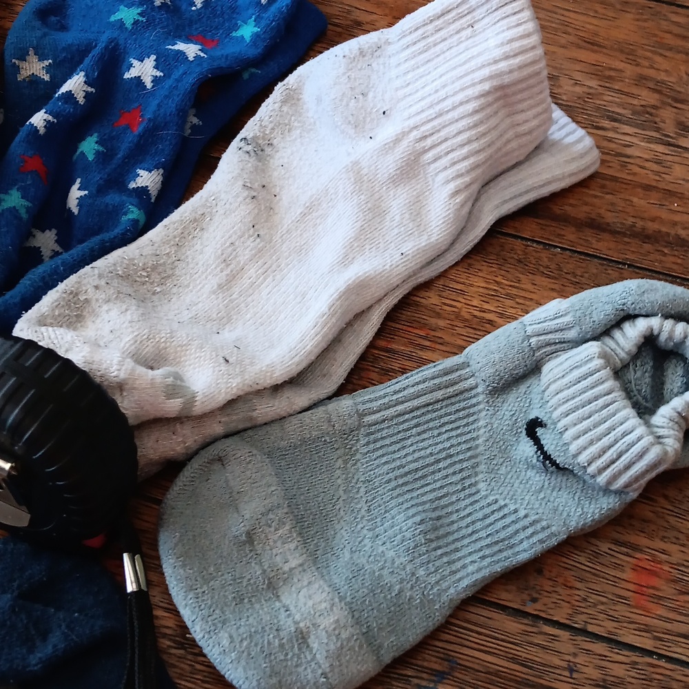 Assorted Patterned and Solid Color Boys Socks - Picture 2 of 5